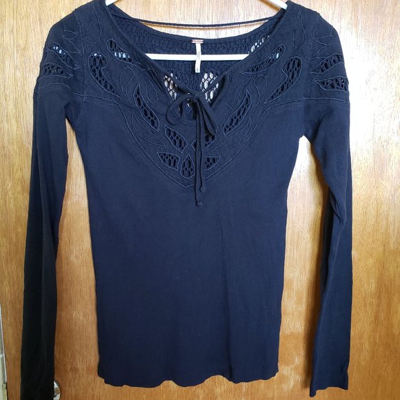 Free People With Love Crochet Tee Thermal Tie Neck Bodycon Black Top - Picture 2 of 5